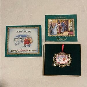 2011 White House Christmas Ornament